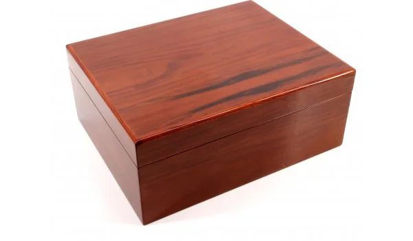 Savoy by Ashton Humidor Palisander Medium Basic Edition